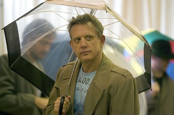 Simon Burke Photo