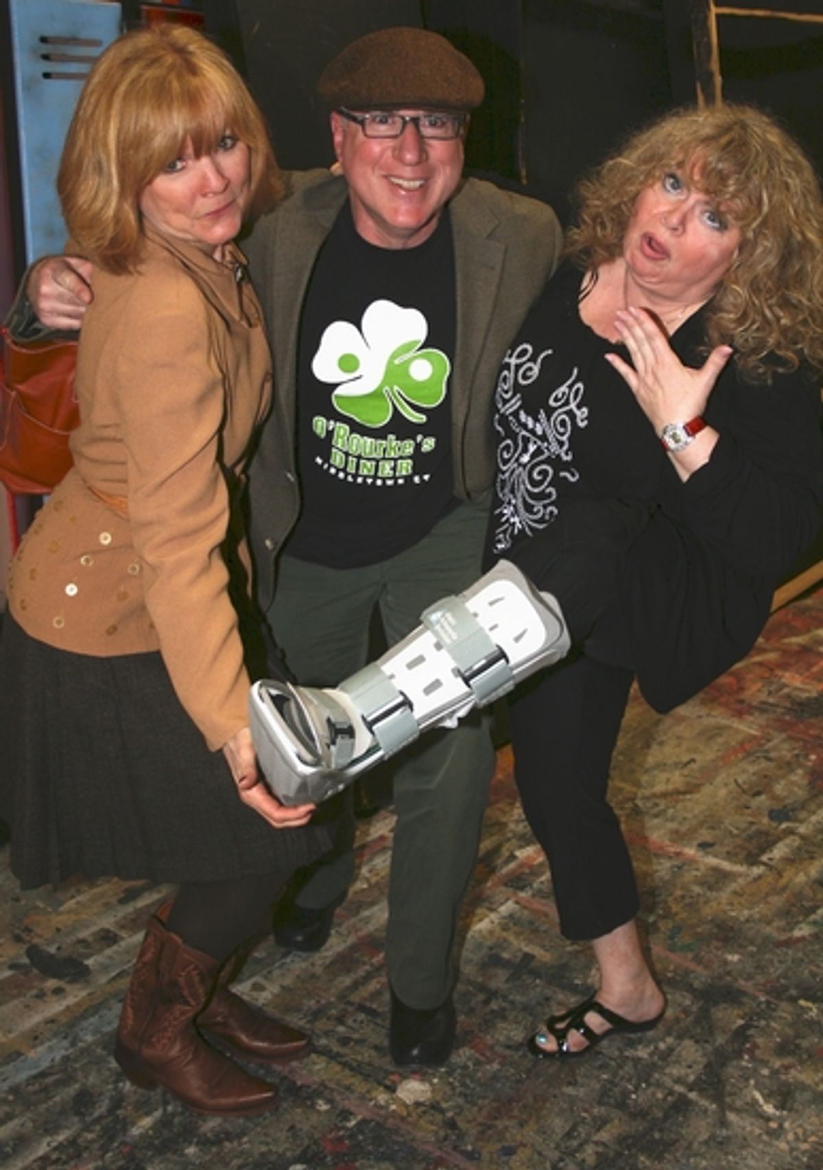 Sally Struthers with her 'cast' and 'crew' actress Constance McCashin and director Sam Weisman at 