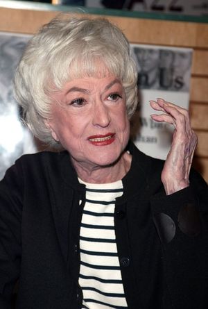 Bea Arthur  Photo