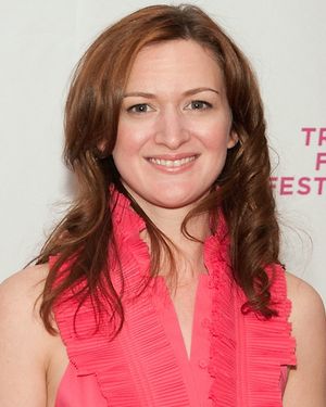 Kelly Hutchinson @ BroadwayWorld Kelly Hutchinson Photo