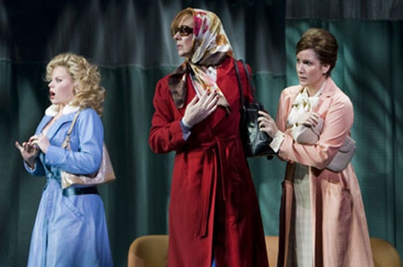 Photo Flash: 9 TO 5: THE MUSICAL 'Punches In On Bdwy'  Image