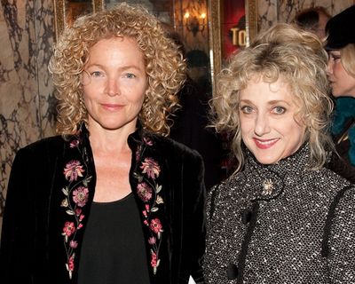 Amy Irving and Carol Kane Photo