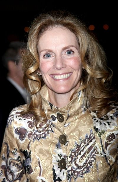 Julie Hagerty Photo