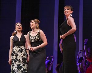 Susan Blackwell, Heidi Blickenstaff and Julia Murney Photo