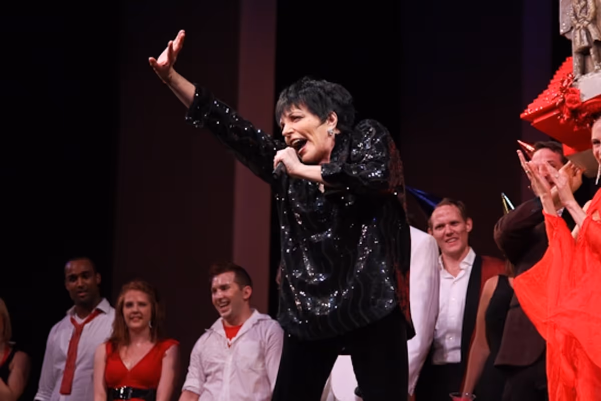 Liza Minnelli at BC/EFA Easter Bonnet Competition