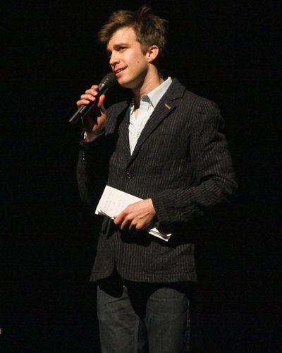 Gavin Creel Photo