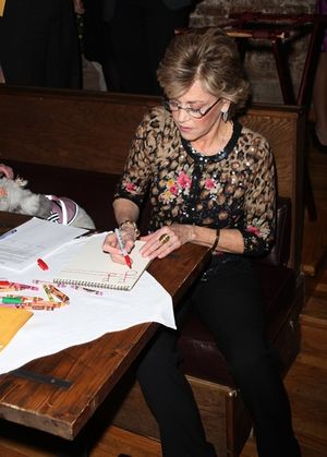 Jane Fonda

 Photo