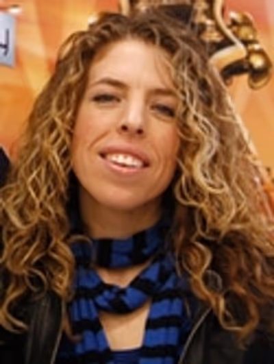 Kristin Hanggi Photo