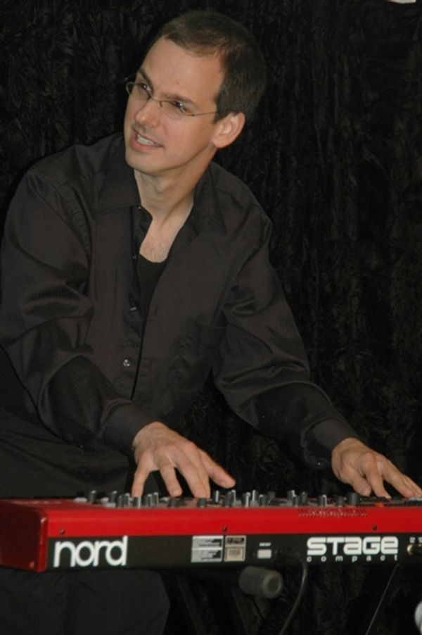 Brendan Milburn Photo