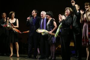 Karen Ziemba, Raul Esparza, John Kander, Chita Rivera, Debra Monk and David Hyde Pierce @ BroadwayWorld Karen Ziemba, Raul Esparza, John Kander, Chita Rivera, Debra Monk and David Hyde Pier Photo