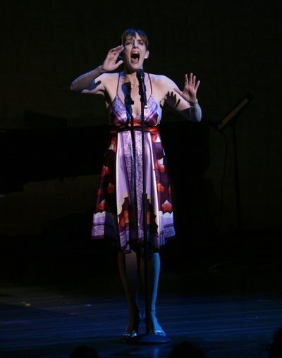 Julia Murney  Photo
