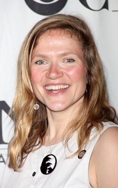 Jessica Hynes Photo