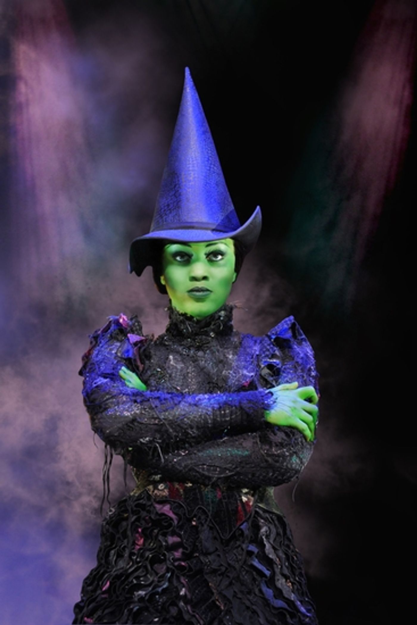 Photo Flash: West End WICKED Welcomes Kelly, Anderson on 5/11  Image