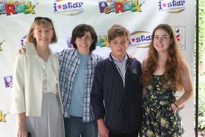 Jayne Harkness Gillette,  Henry Hodges, Michael Gallego and Nicole Gilette Photo