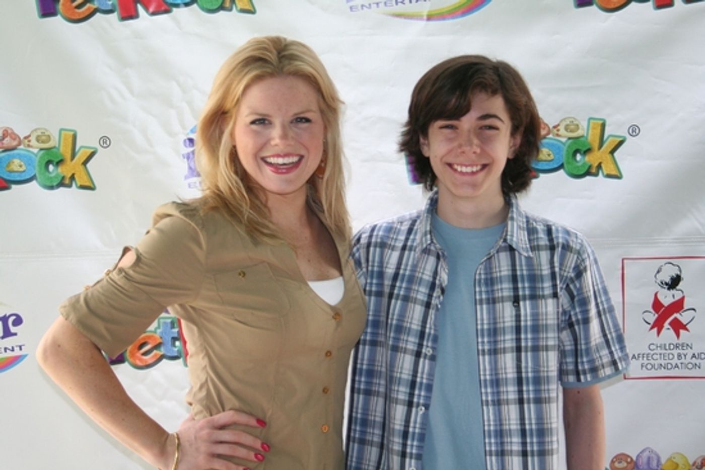 Photo Coverage: Hilty, Hodges & AVENUE Q Cast at 'Broadway Salutes Pet Rocks'  Image