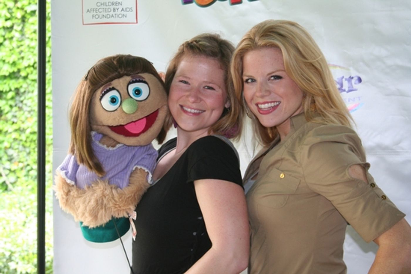 Photo Coverage: Hilty, Hodges & AVENUE Q Cast at 'Broadway Salutes Pet Rocks'  Image