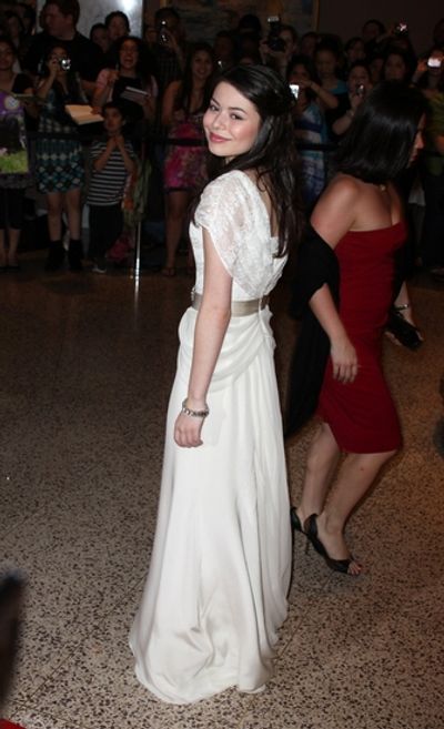 Miranda Cosgrove Photo