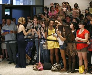 Felicity Huffman greets the crowd Photo
