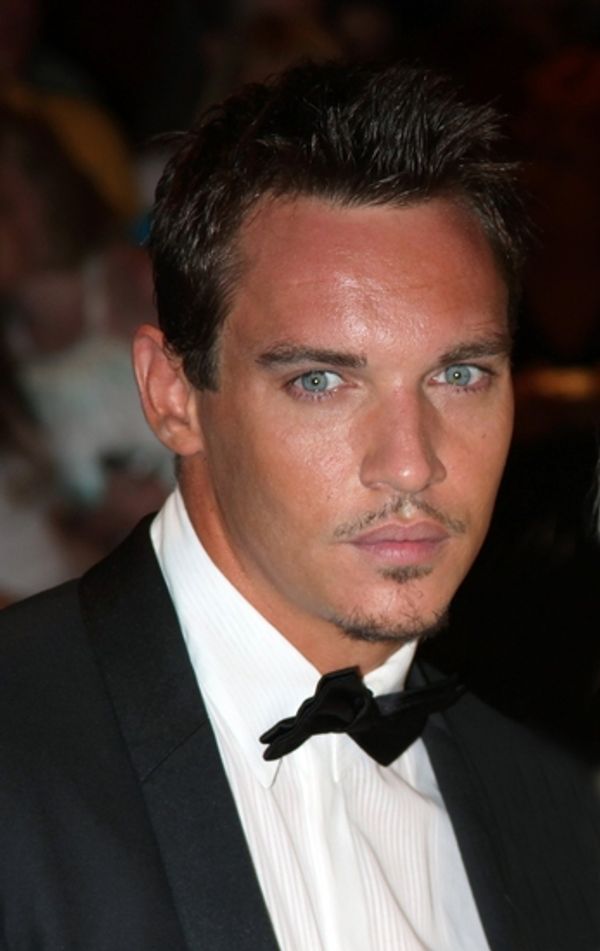 Jonathan Rhys Myers  Photo