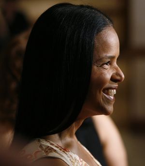Victoria Rowell Photo