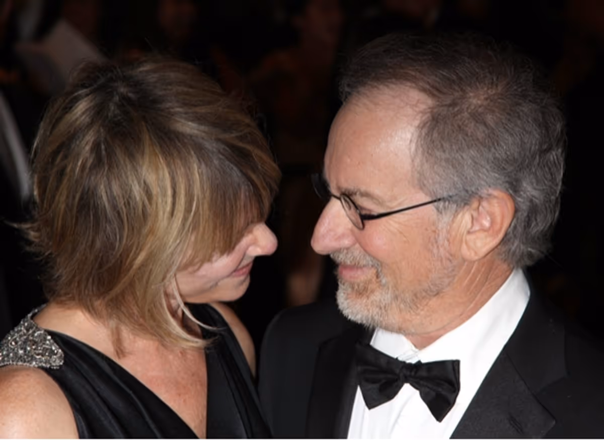 Kate Capshaw & Steven Spielberg at 2009 White House Correspondents Dinner Part 3