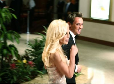 Donatella Versace & Jonathan Rhys Myers

 Photo