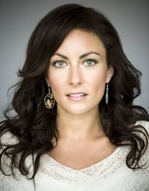 Laura Benanti @ BroadwayWorld Laura Benanti Photo
