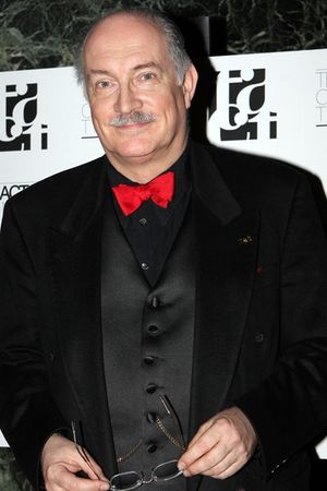 Simon Jones @ BroadwayWorld Simon Jones Photo