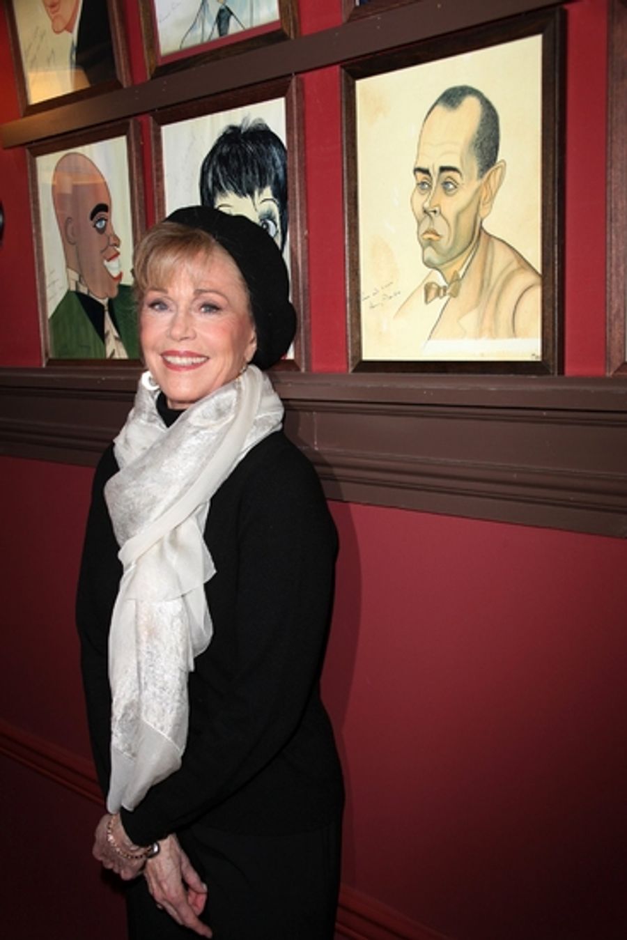 Photo Coverage: 33 Variations Star Jane Fonda's Caricature Unveiled at Sardi's Image