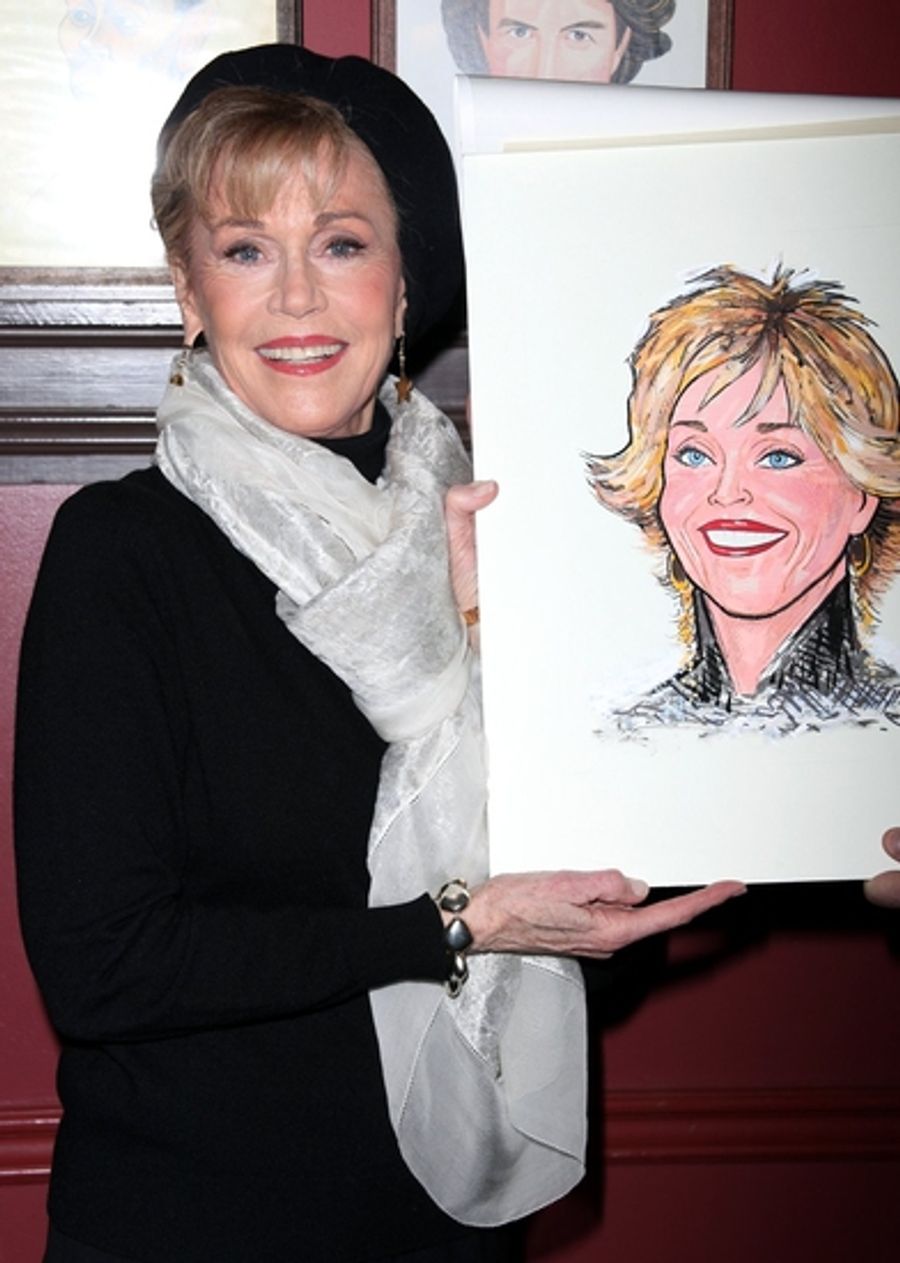 Photo Coverage: 33 Variations Star Jane Fonda's Caricature Unveiled at Sardi's Image