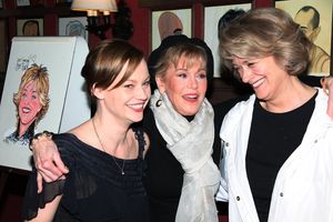 Samantha Mathis, Jane Fonda and Susan Kellermann @ BroadwayWorld Samantha Mathis, Jane Fonda and Susan Kellermann Photo