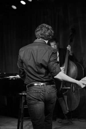 Jonathan Groff Photo