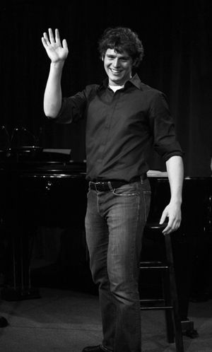 Jonathan Groff Photo