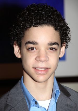 David Alvarez @ BroadwayWorld David Alvarez Photo