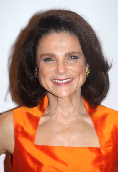 Tovah Feldshuh Photo