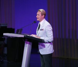 Carson Kressley Photo