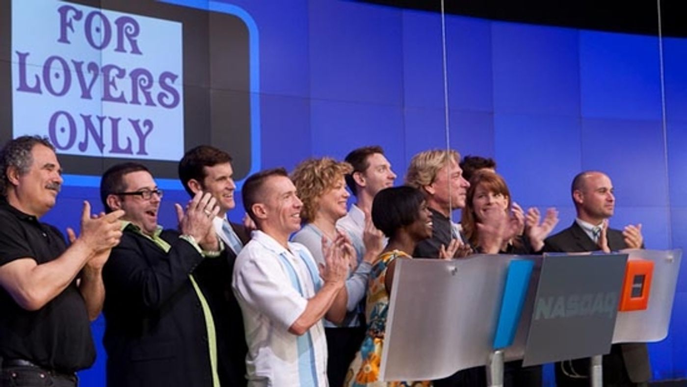 Photo Flash: FOR LOVERS ONLY Rings NASDAQ Closing Bell  Image