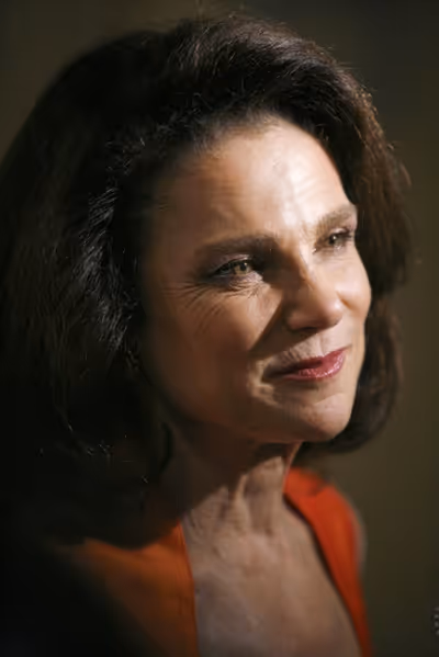 Tovah Feldshuh Photo