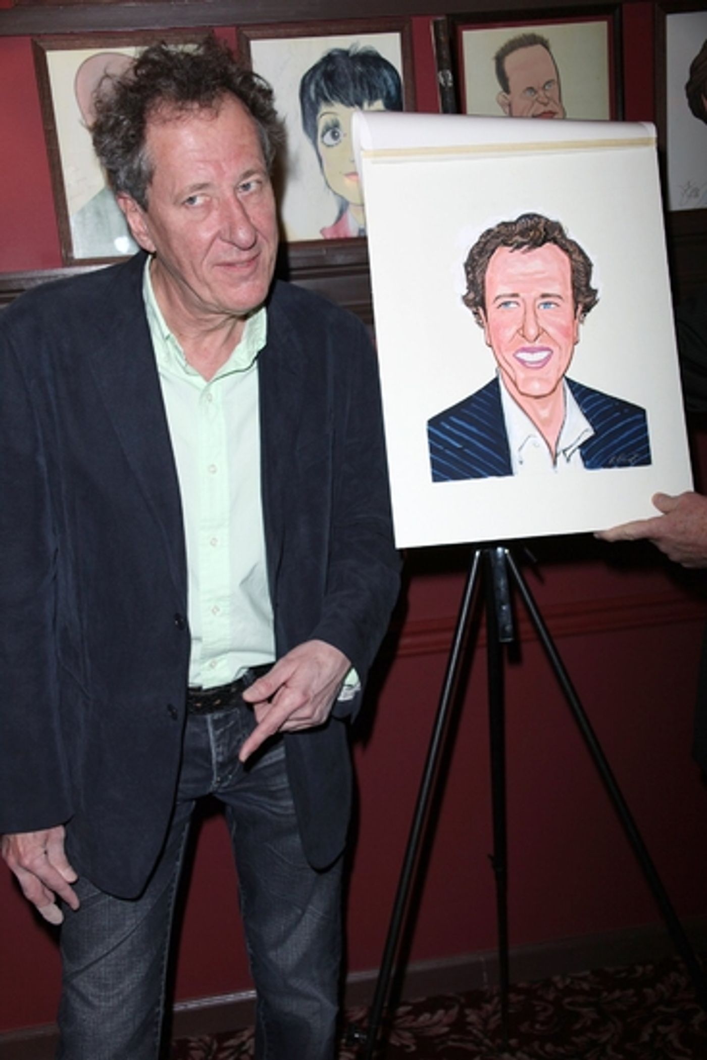 Photo Coverage: EXIT THE KING's Geoffrey Rush Joins Sardi's WALL OF FAME  Image