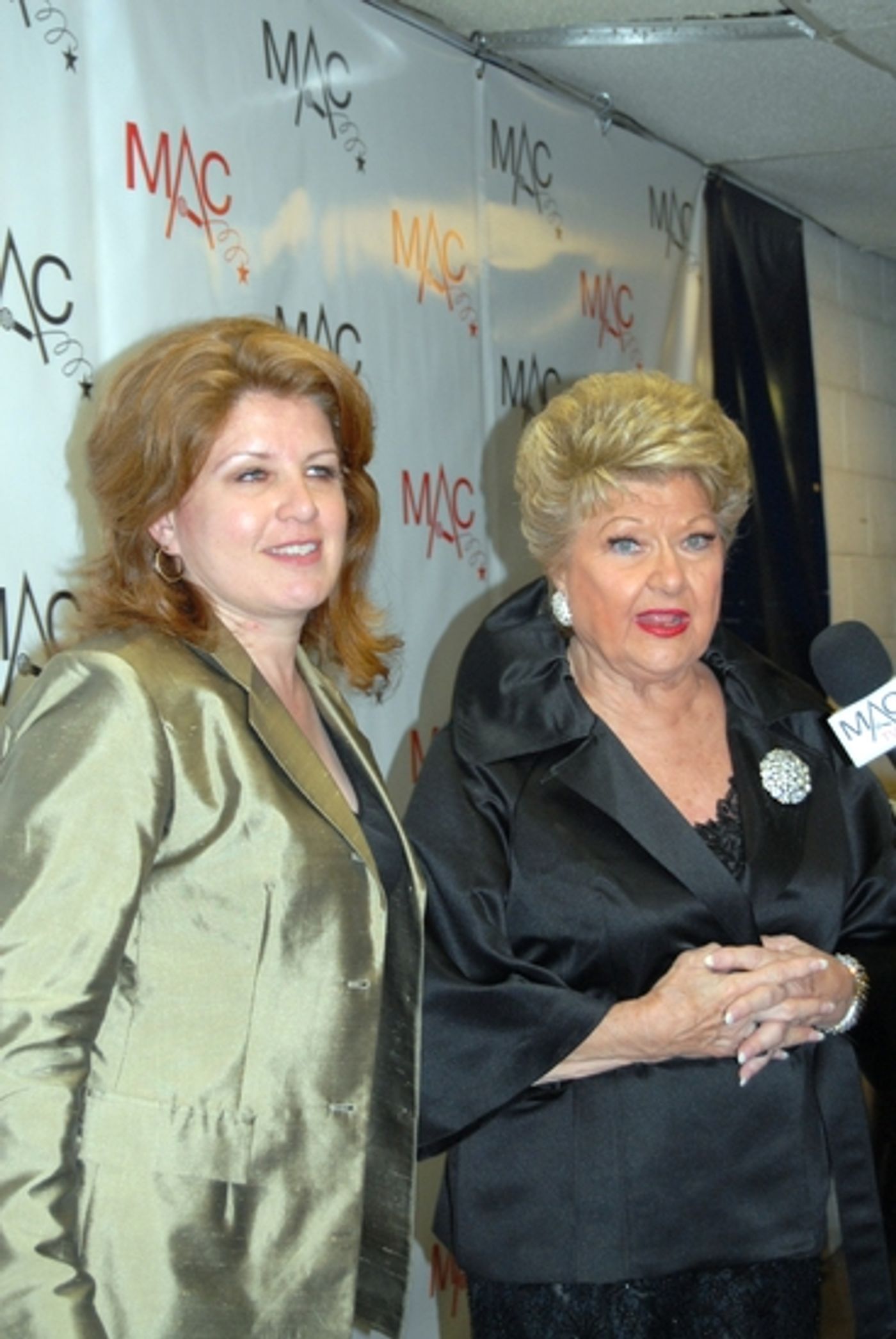 Photo Coverage: The 2009 MAC Awards: Backstage  Image