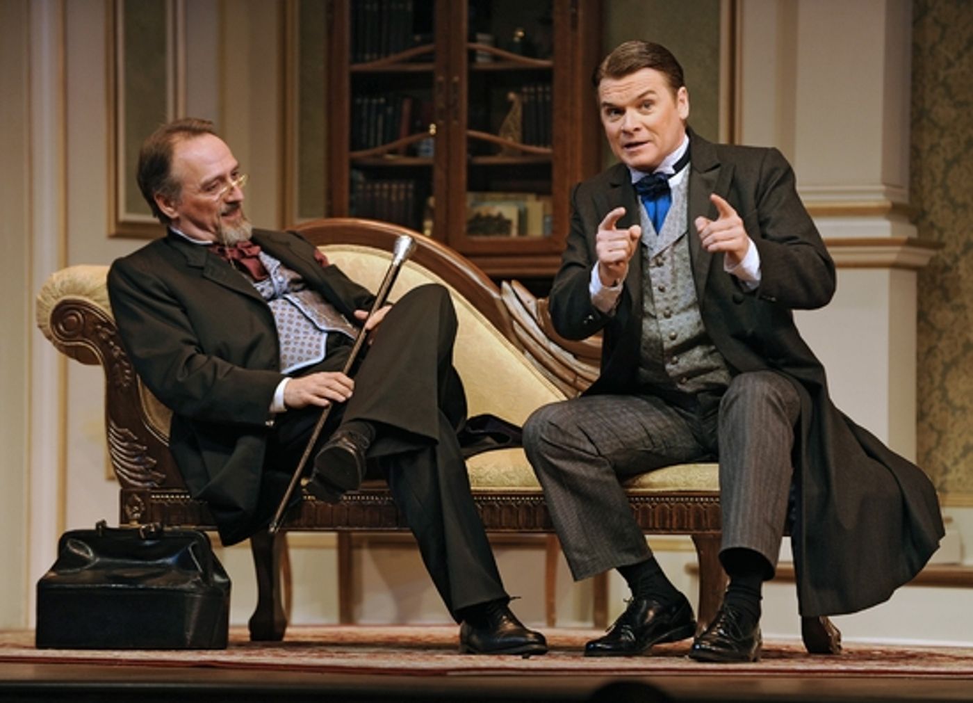 Photo Flash: A FLEA IN HER EAR At KC Rep  Image