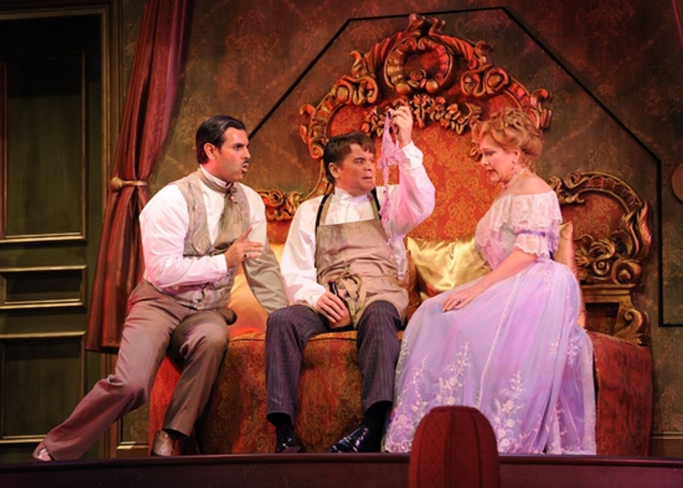 Photo Flash: A FLEA IN HER EAR At KC Rep  Image