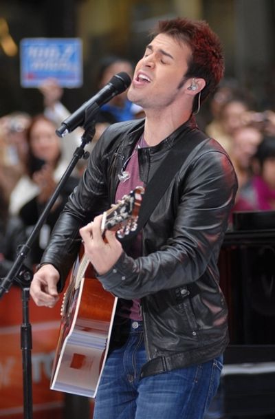 Kris Allen Photo