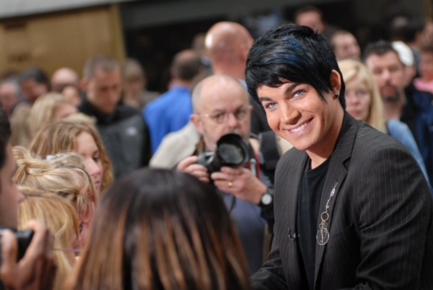 Photo Coverage: 'IDOL' Stars Kris Allen and Adam Lambert Visit NBC's Today Show  Image