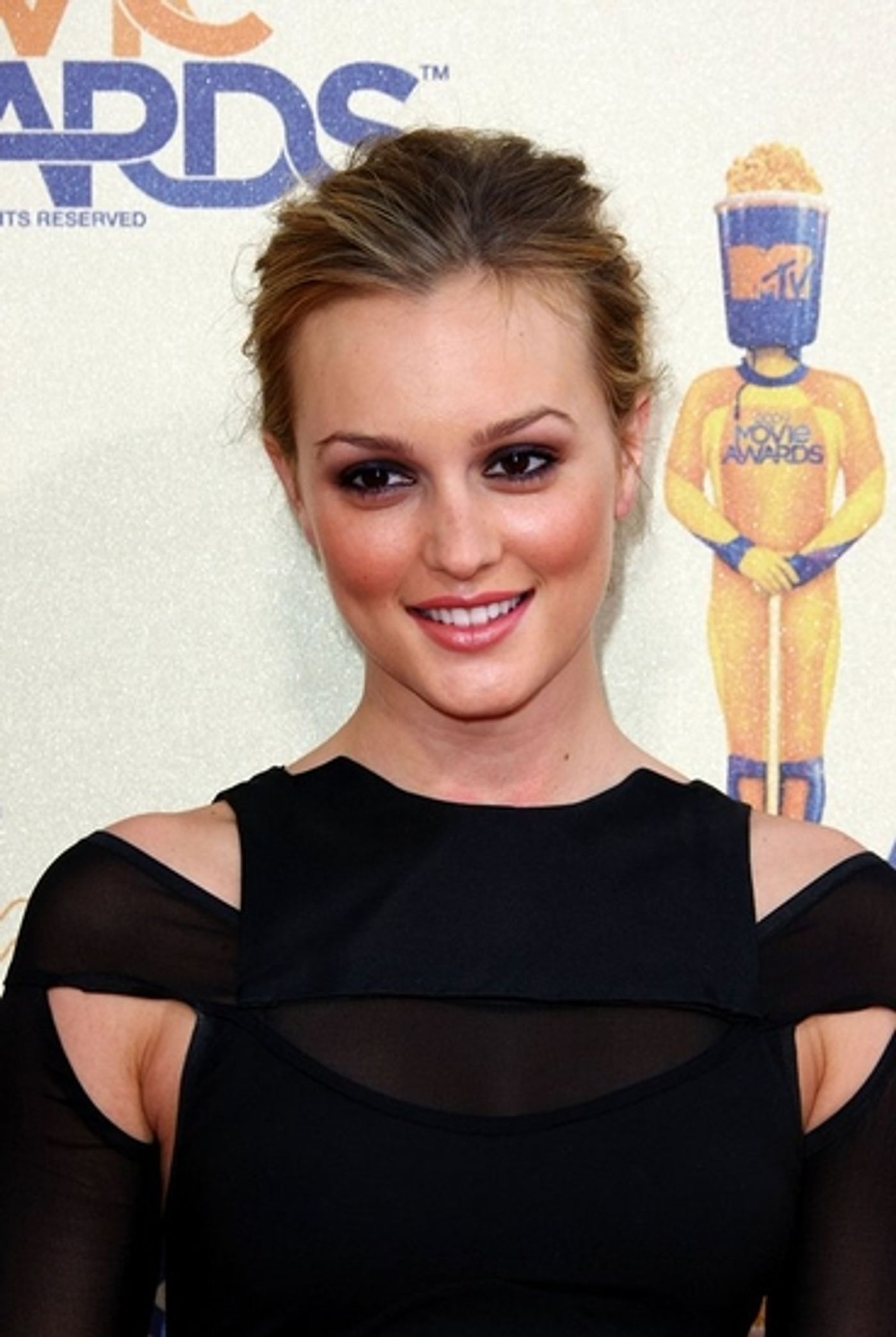 Photo Coverage: 2009 MTV Movie Awards at the Gibson Amphitheatre  Image