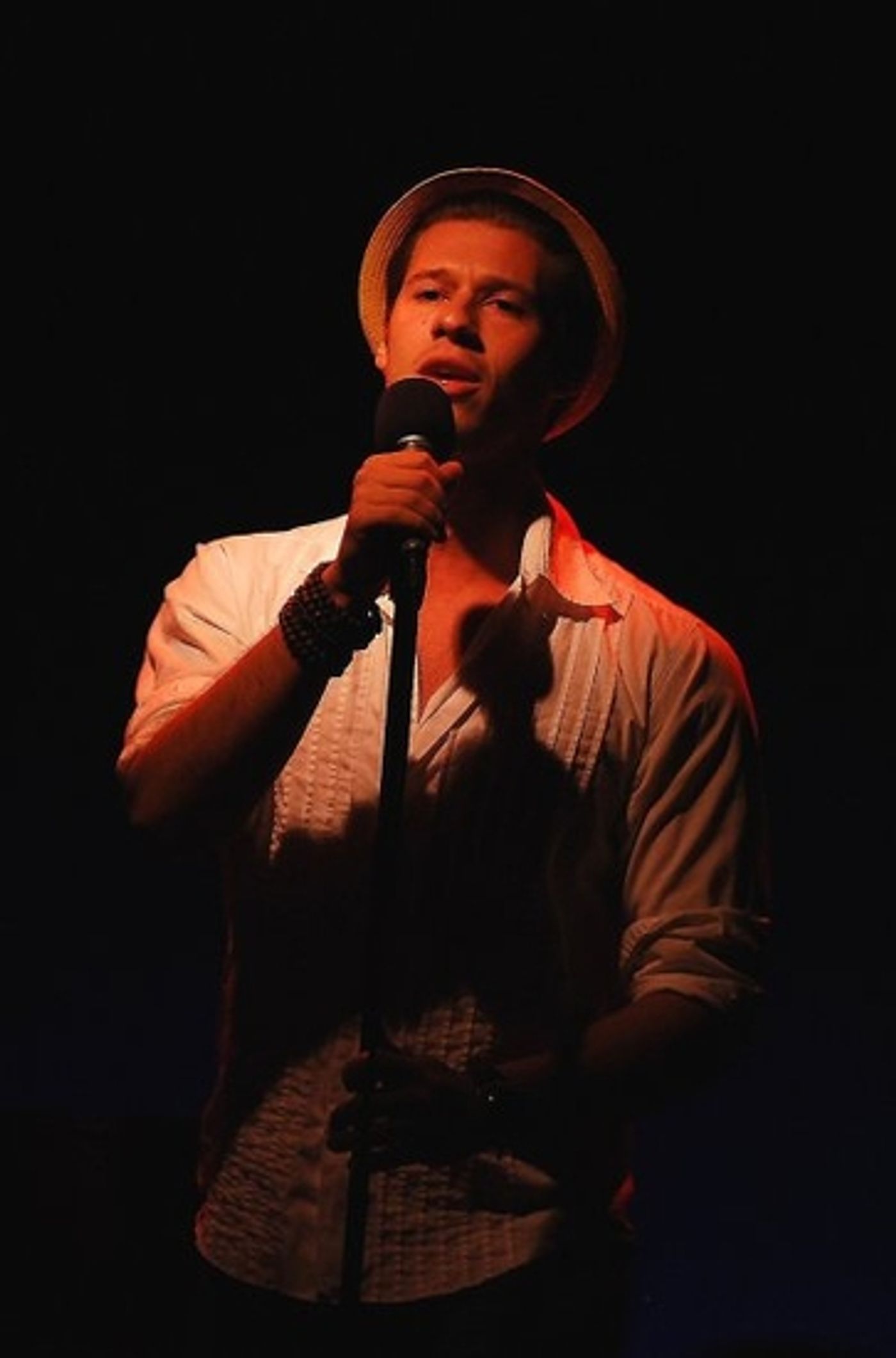 Photo Flash: Broadway Speaks OUT at the Duplex  Image