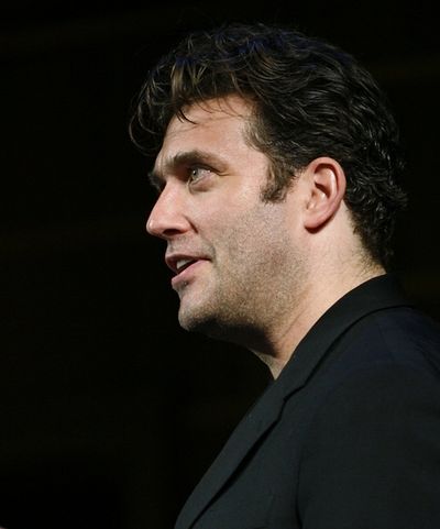 Craig Bierko Photo