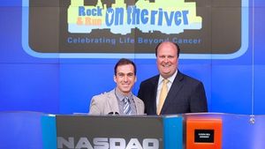 Matthew Farver and with David Wicks @ BroadwayWorld Matthew Farver and with David Wicks Photo