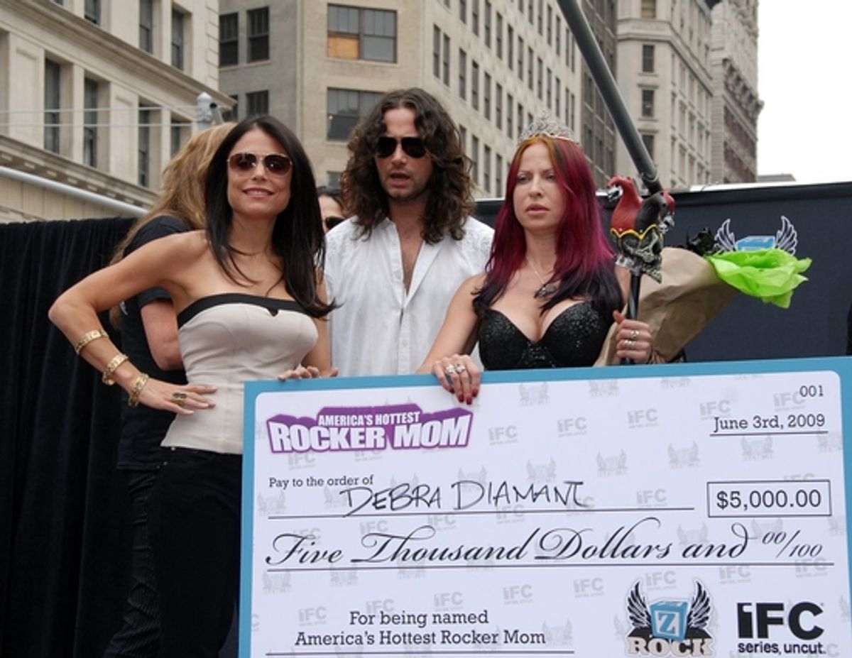 Bethenny Frankel and Constantine Maroulis rock on! at 