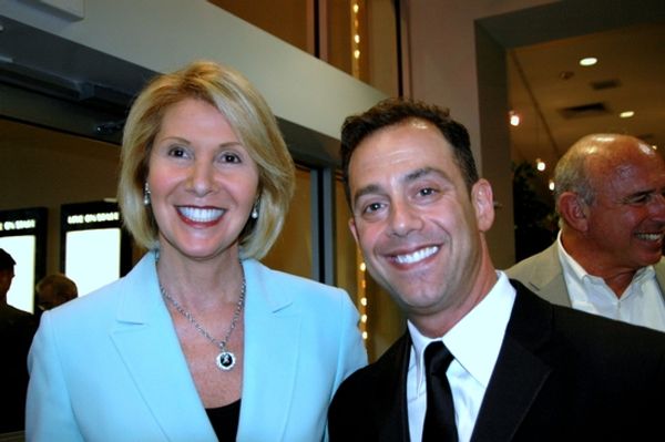 Winnette Peltz (Board of Trustees) and Bruce Robert Harris Photo